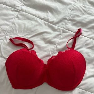 NEW W TAGS, red VS PINK bra